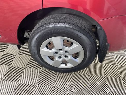 Used 2011 Nissan Rogue S FWD image 18