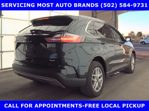 Used 2024 Ford Edge SEL w/ Convenience Package image 5