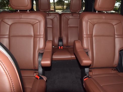 New 2026 Lincoln Aviator Reserve AWD/4WD image 21