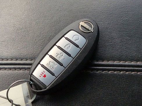 Used 2024 Nissan Altima 2.5 SV FWD image 26