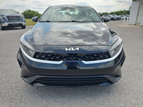Used 2022 Kia Forte LXS w/ LXS Technology Package FWD image 8
