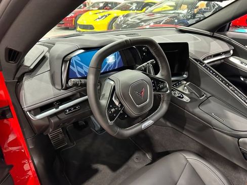 Used 2025 Chevrolet Corvette Z06 image 14