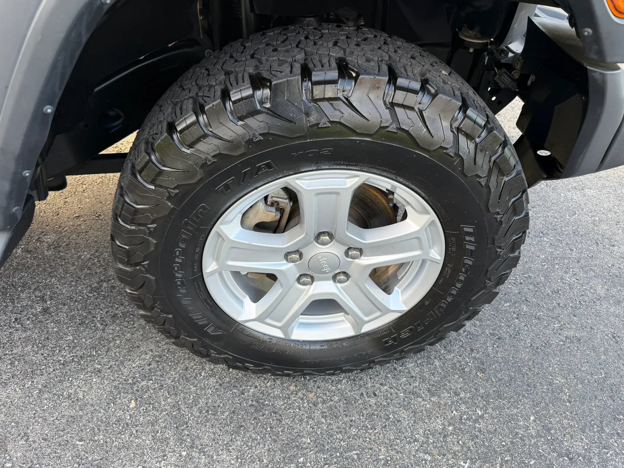 Used 2019 Jeep Wrangler Sport AWD/4WD image 49