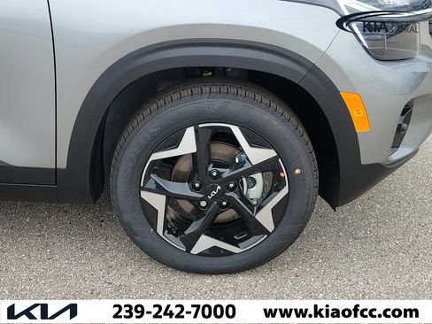New 2026 Kia Seltos S FWD image 7