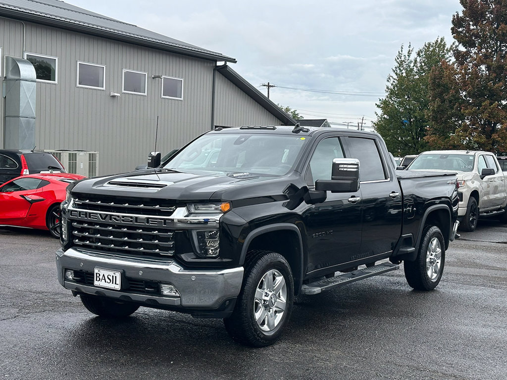 Used 2020 Chevrolet Silverado 2500 LTZ w/ LTZ Premium Package AWD/4WD image 9