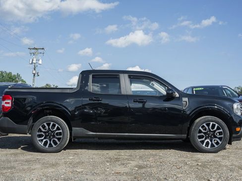 Used 2022 Ford Maverick Lariat w/ Lariat Luxury Package image 3