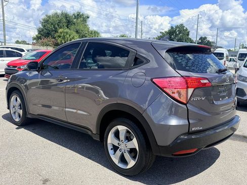 Used 2021 Honda HR-V LX image 6
