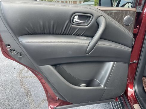 Used 2024 Nissan Armada Platinum w/ Captain's Chairs Package AWD/4WD image 23