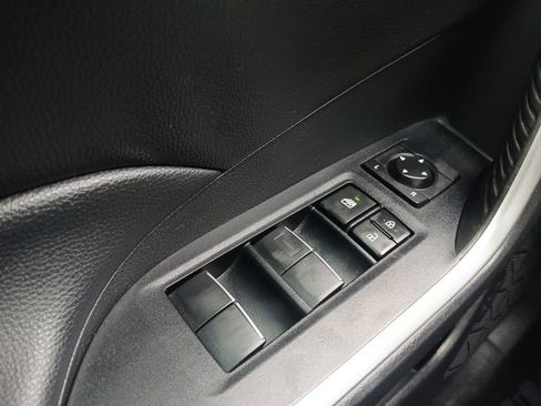 Used 2021 Toyota RAV4 XLE Premium FWD image 19
