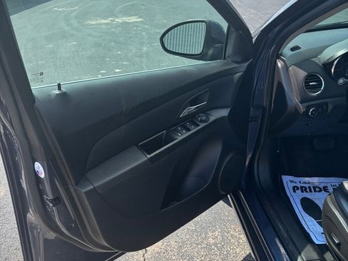 Used 2014 Chevrolet Cruze LTZ image 12