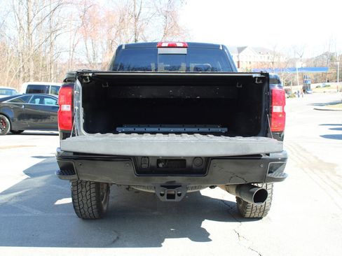 Used 2019 Chevrolet Silverado 2500 High Country w/ Duramax Plus Package AWD/4WD image 25