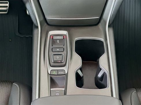 Used 2019 Honda Accord Sport image 18