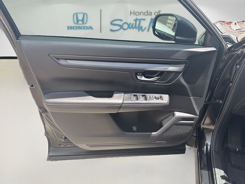 Certified 2024 Honda CR-V Sport image 19
