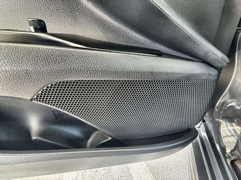 Used 2025 Toyota Camry SE image 16