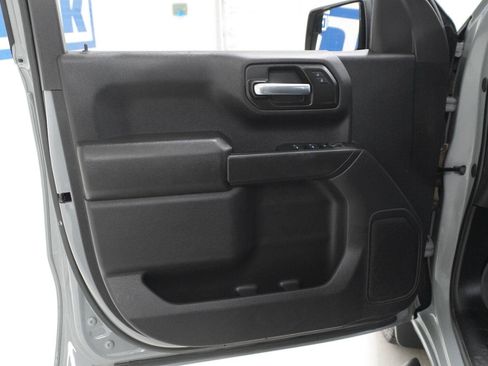 Used 2024 Chevrolet Silverado 1500 Custom w/ Turbomax Blackout Package AWD/4WD image 17