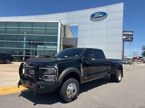 Used 2023 Ford F450 Lariat w/ Lariat Ultimate Package AWD/4WD image 1