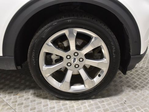 Used 2020 Ford Explorer Platinum w/ Premium Technology Package image 36