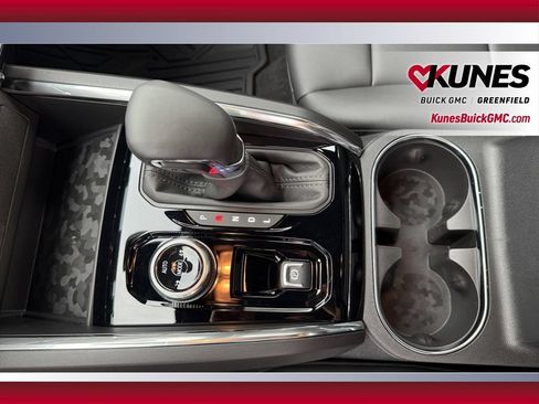 New 2026 GMC Canyon Elevation w/ Convenience Package AWD/4WD image 13