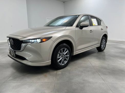 Used 2025 MAZDA CX-5 AWD 2.5 S w/ Preferred Package image 3