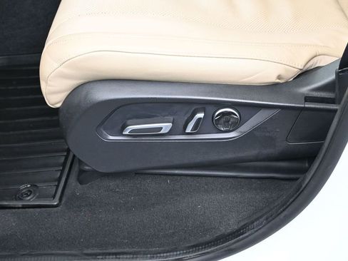 Used 2022 Acura MDX SH-AWD w/ Technology Package image 21