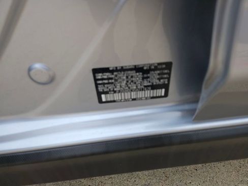 Used 2025 Subaru Crosstrek 2.0i Premium AWD/4WD image 29