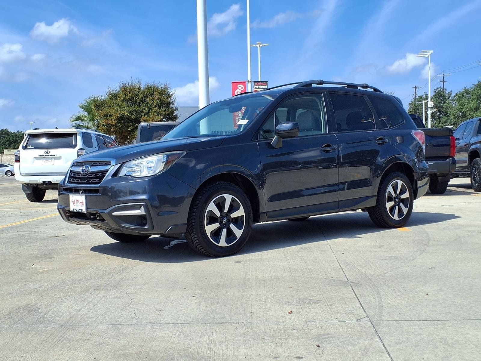 Used 2017 Subaru Forester 2.5i Premium AWD/4WD image 1