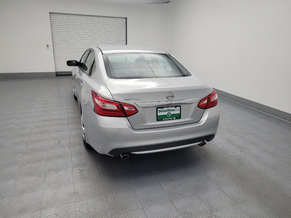 Used 2017 Nissan Altima 2.5 S w/ Power Driver Seat Package FWD image 6