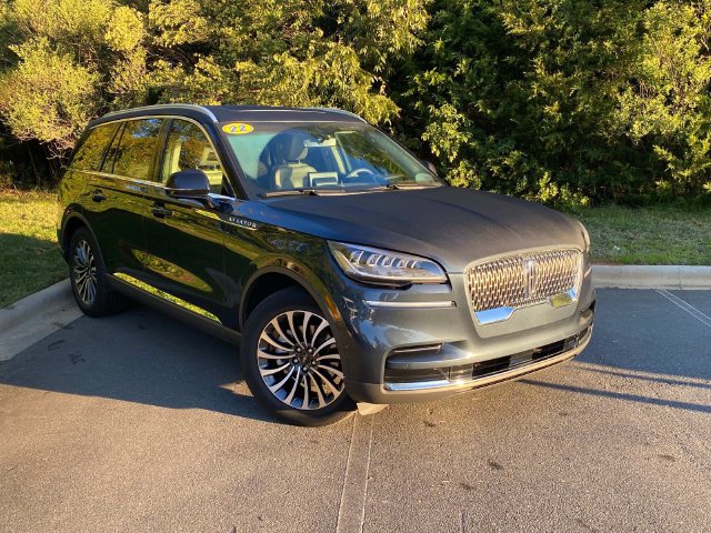 Used 2022 Lincoln Aviator Reserve w/ Equipment Group 201A AWD/4WD image 1