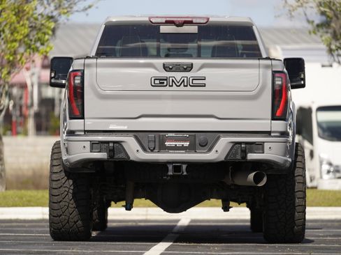 Used 2024 GMC Sierra 2500 AT4X w/ AT4X AEV Edition AWD/4WD image 45