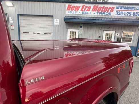 Used 2016 Ford F150 Lariat w/ Equipment Group 502A Luxury AWD/4WD image 10