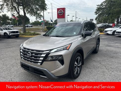 Certified 2025 Nissan Rogue SL w/ SL Premium Package FWD image 2