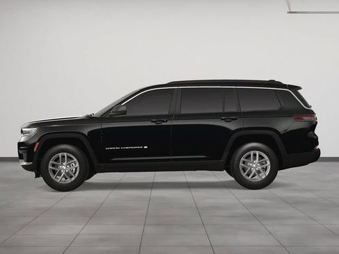 New 2024 Jeep Grand Cherokee L Laredo image 3