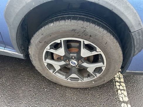 Used 2018 Subaru Crosstrek 2.0i Premium image 9