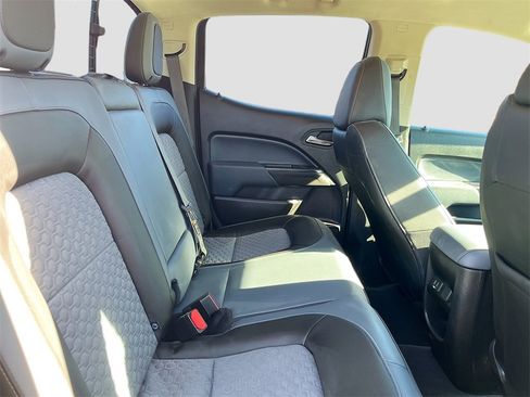 Used 2022 Chevrolet Colorado Z71 w/ LPO, Tonneau and Step Package image 26