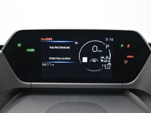 Used 2024 Subaru Solterra Limited image 19