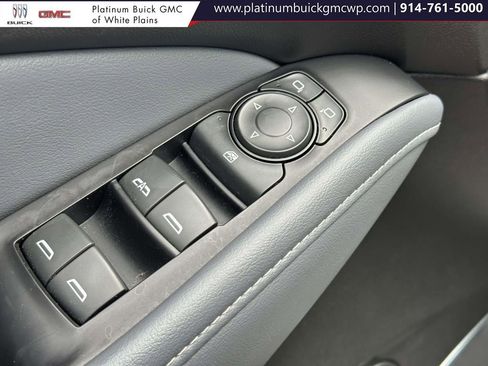 Used 2020 Buick Enclave Essence w/ Sport Touring Edition image 19