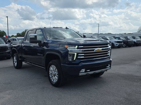 Used 2023 Chevrolet Silverado 2500 High Country w/ Z71 Off-Road Package AWD/4WD image 9