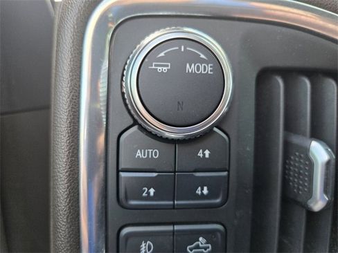 Used 2021 GMC Sierra 1500 SLT image 31