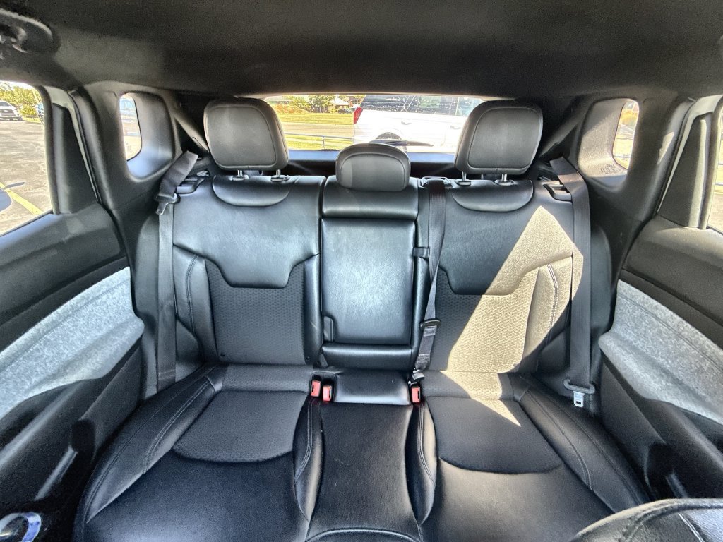 Used 2024 Jeep Compass Latitude AWD/4WD image 24