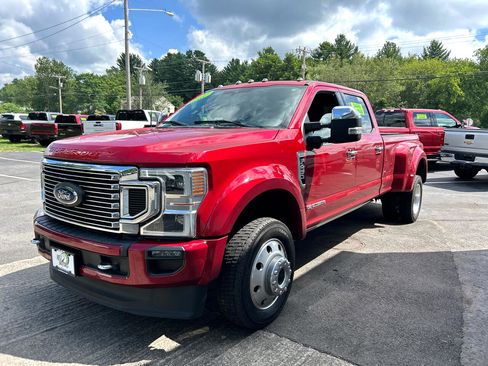 Used 2022 Ford F450 Platinum w/ FX4 Off-Road Package image 4