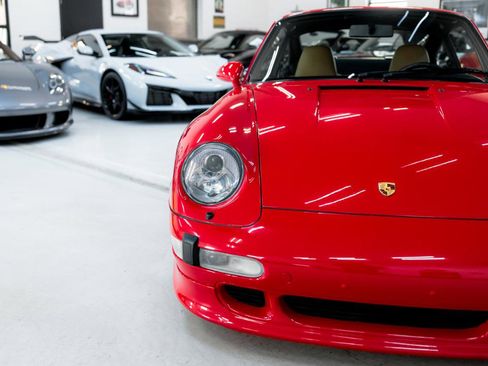 Used 1998 Porsche 911 Carrera image 15