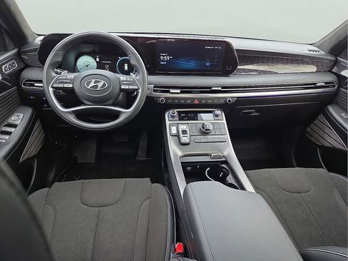 Used 2025 Hyundai Palisade Calligraphy image 11