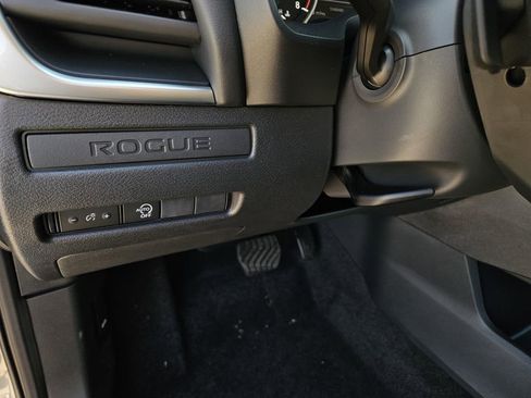 New 2026 Nissan Rogue S image 13