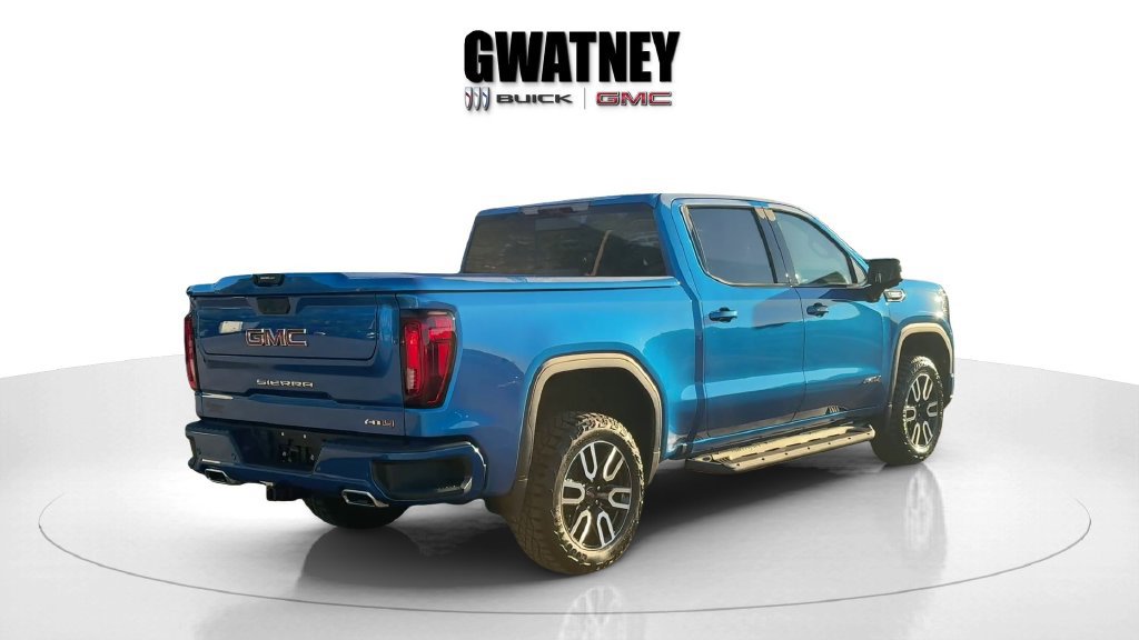 Used 2024 GMC Sierra 1500 AT4 w/ Technology Package AWD/4WD image 4