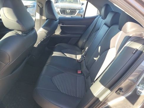 Used 2024 Toyota Camry SE image 16