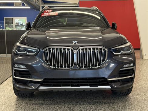 Used 2019 BMW X5 xDrive40i w/ Convenience Package AWD/4WD image 2