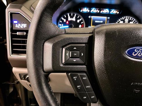 Used 2018 Ford F150 XLT w/ Equipment Group 302A Luxury AWD/4WD image 17