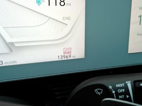 Used 2022 Hyundai Ioniq 5 SEL image 41