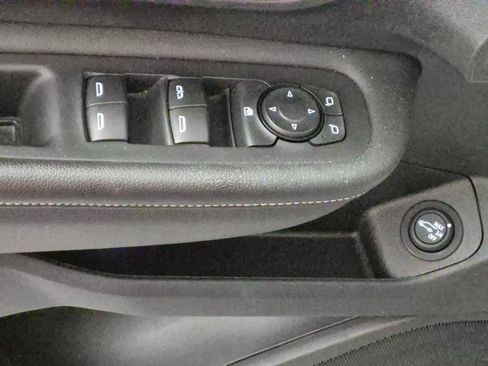 Certified 2024 GMC Terrain SLT image 14