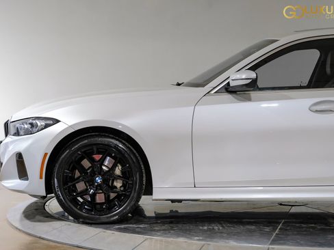 Used 2025 BMW 330i xDrive Sedan AWD/4WD image 14